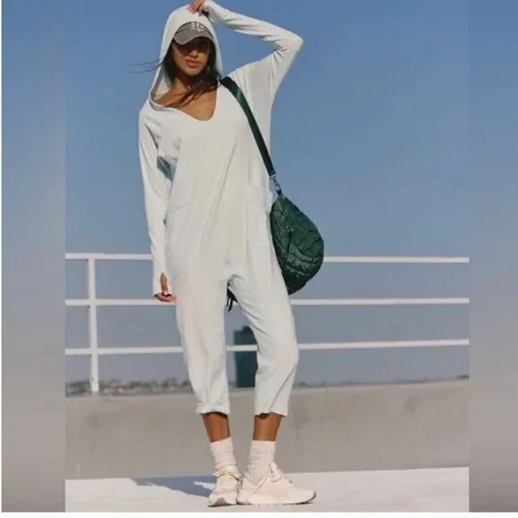 #129 NWT Free People Hot Shot Long-Sleeve Onesie in Artic Snow - Picture 4 of 6